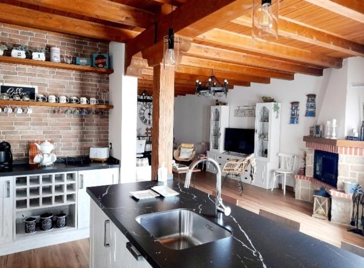 Casa Rural El Trastero De Carmelo Maello المظهر الخارجي الصورة